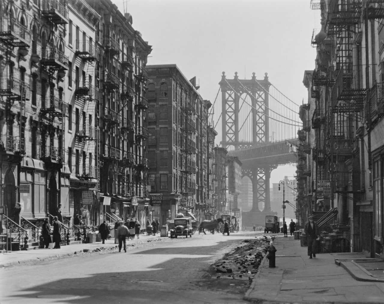 Berenice Abbott
